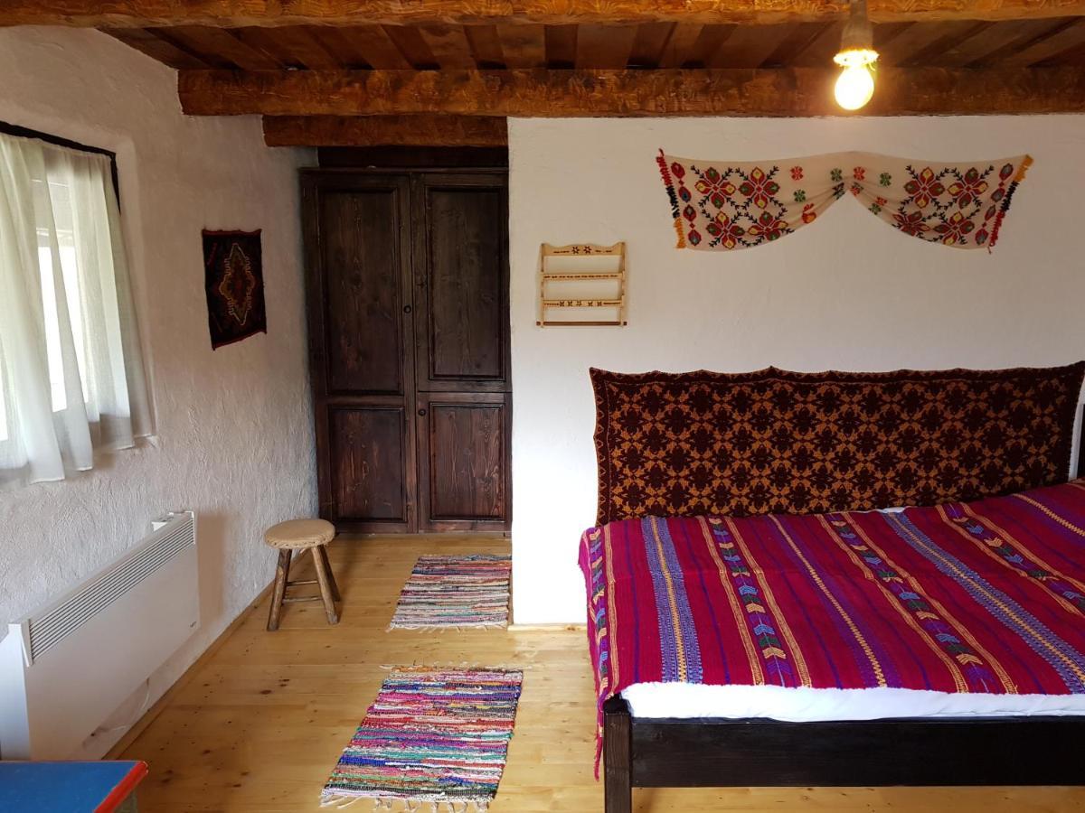 Satu Muscelean Hotel Albestii de Muscel Buitenkant foto