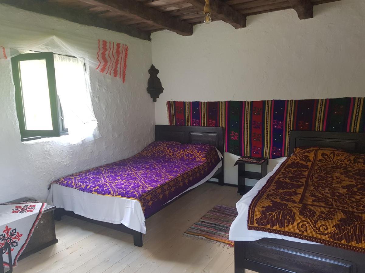 Satu Muscelean Hotel Albestii de Muscel Buitenkant foto
